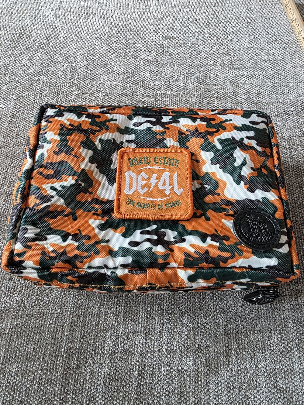 Drew Estate Camo Cigar Travel Case Padded Caddy Cigar Accessory